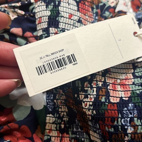 Janie and Jack The Hannah Floral Smocked Puff-Sleeved Dress, size 7 - Picture 5 of 9